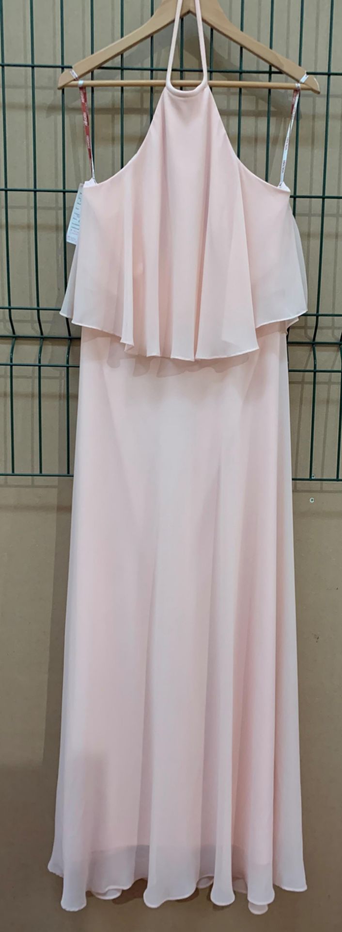 A bridesmaid/prom dress by Veromia, mode