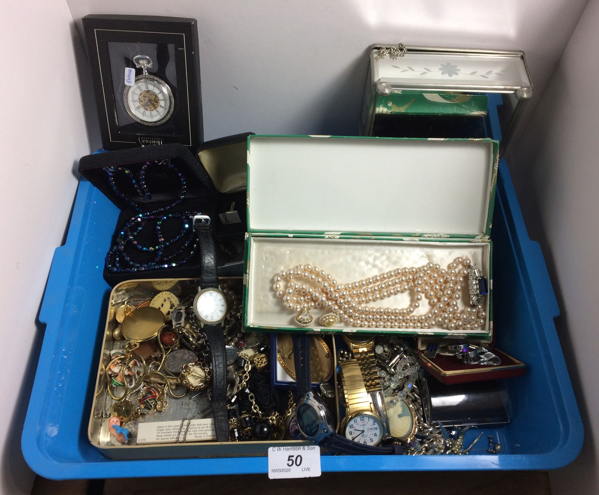 Contents to tray - assorted costume jewellery to include Brown Muffs of Bradford pearl necklace