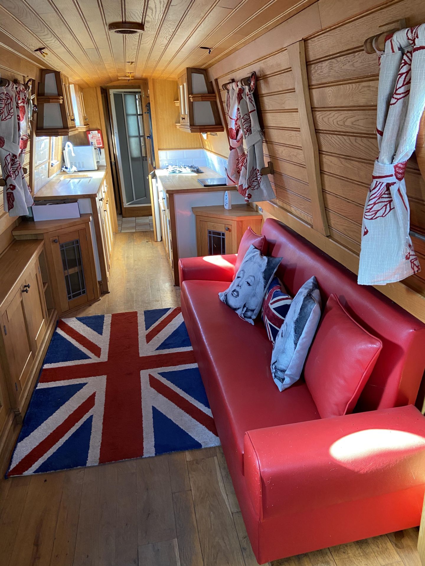 NARROWBOAT - SOLD ON BEHALF OF A HIGH COURT ENFORCEMENT OFFICER. - Image 23 of 33