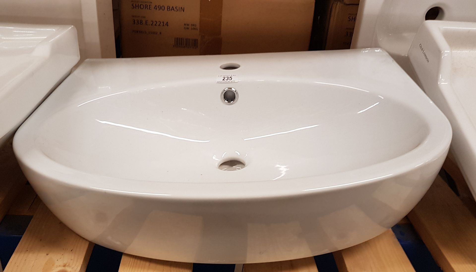 LARGE CERAMIC BASIN