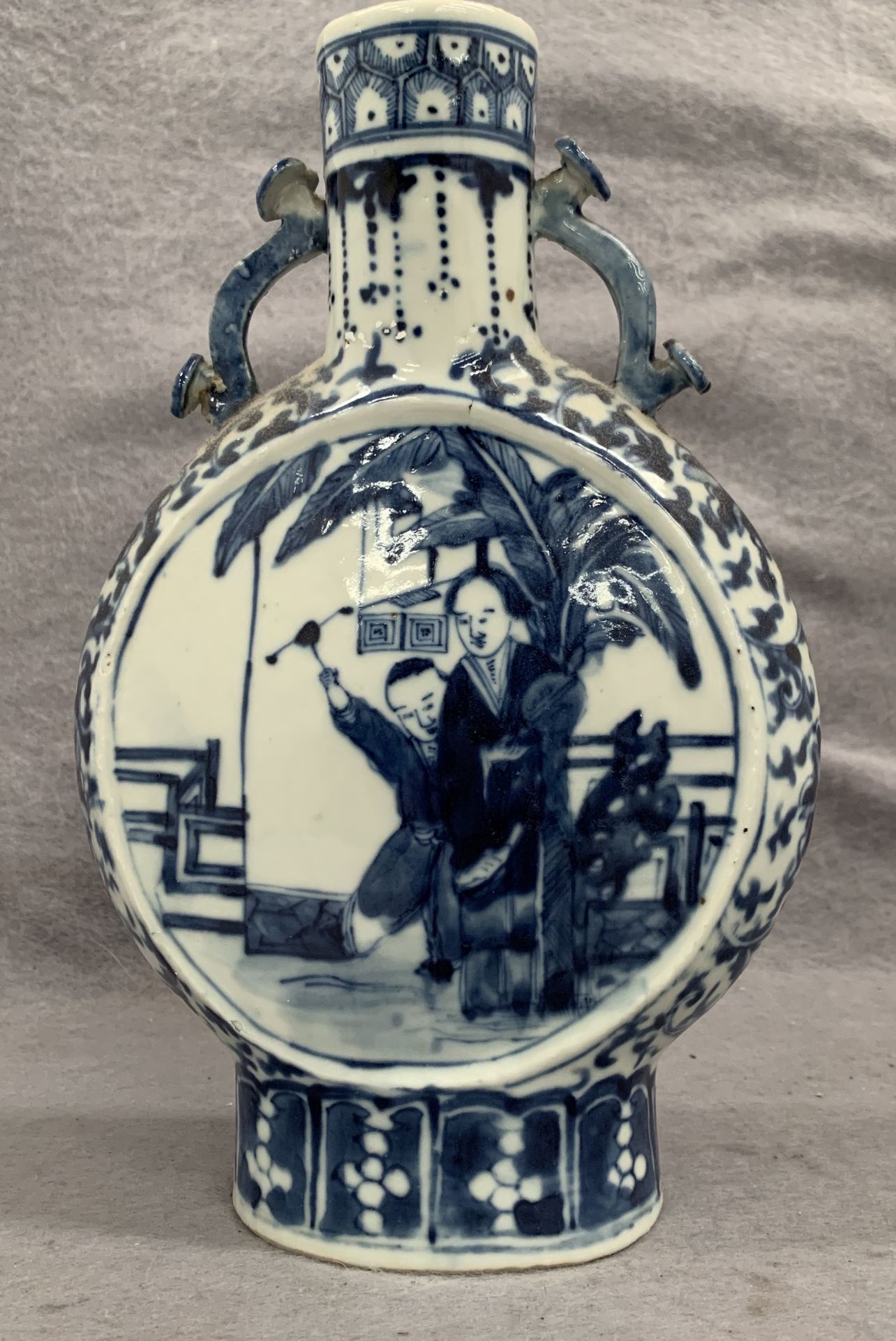 A blue patterned Chinese moon flask, - Image 8 of 15
