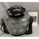 An Andrew James convector halogen oven,