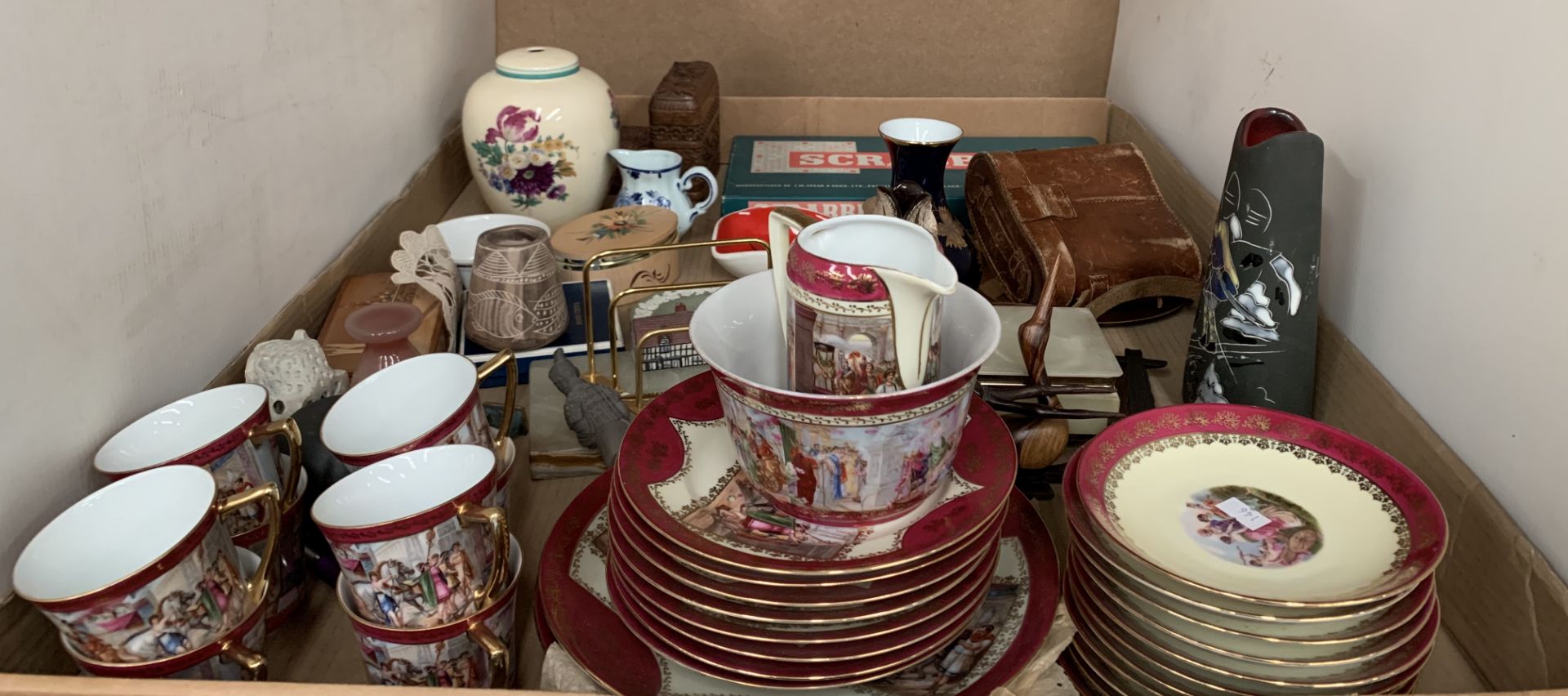 Contents to tray - Czechoslovakian red patterned tea service, ornaments, etc.