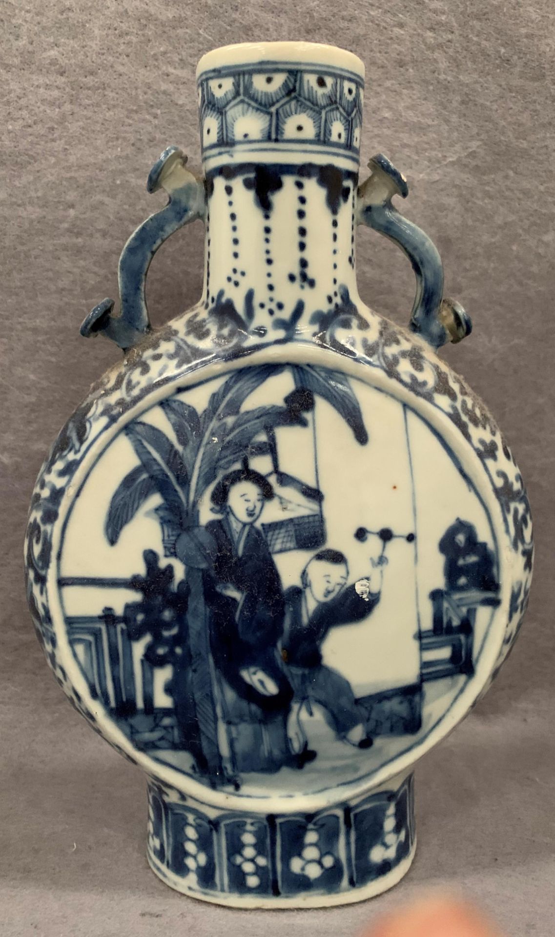 A blue patterned Chinese moon flask, - Image 2 of 15