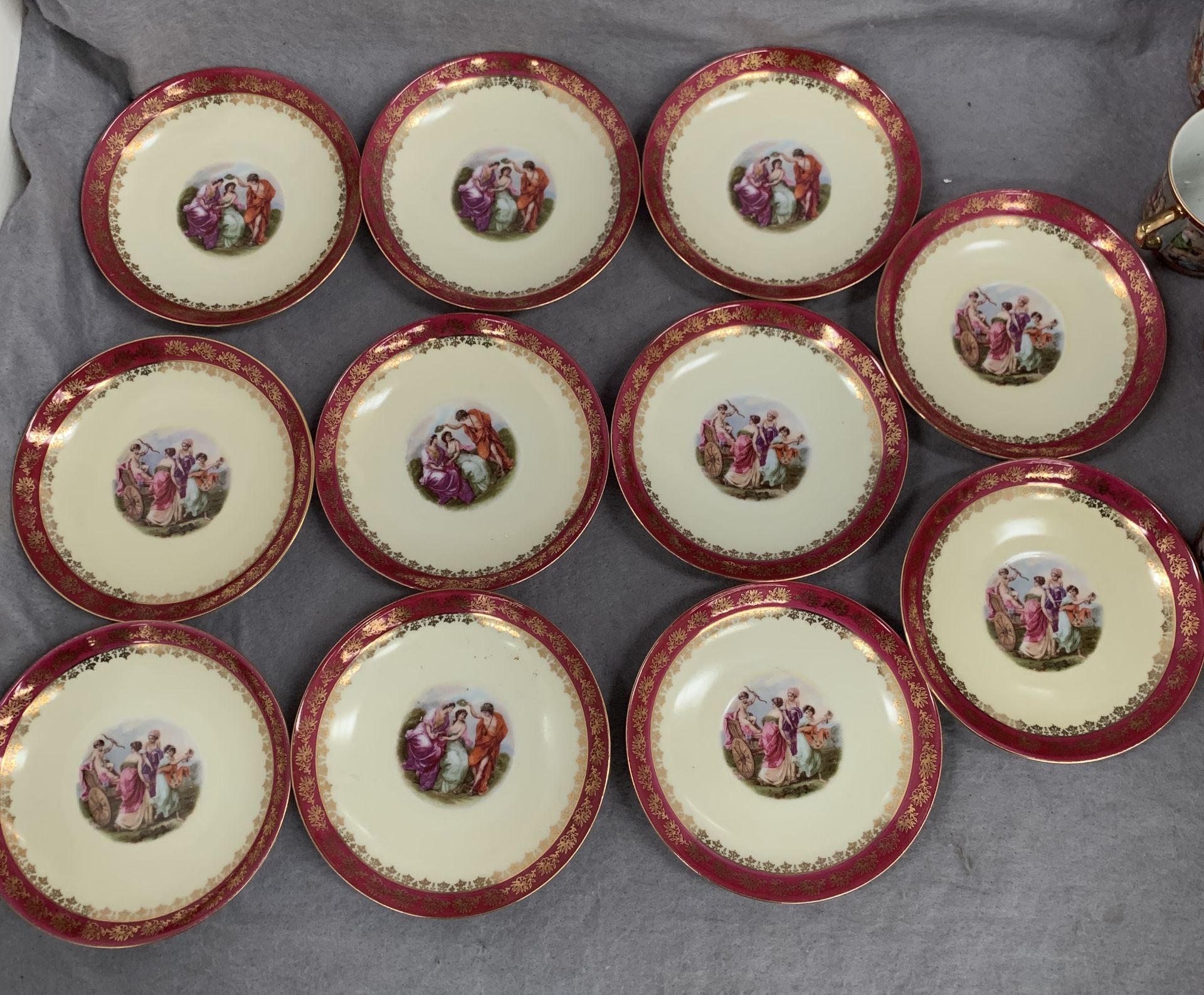 Contents to tray - Czechoslovakian red patterned tea service, ornaments, etc. - Image 9 of 12