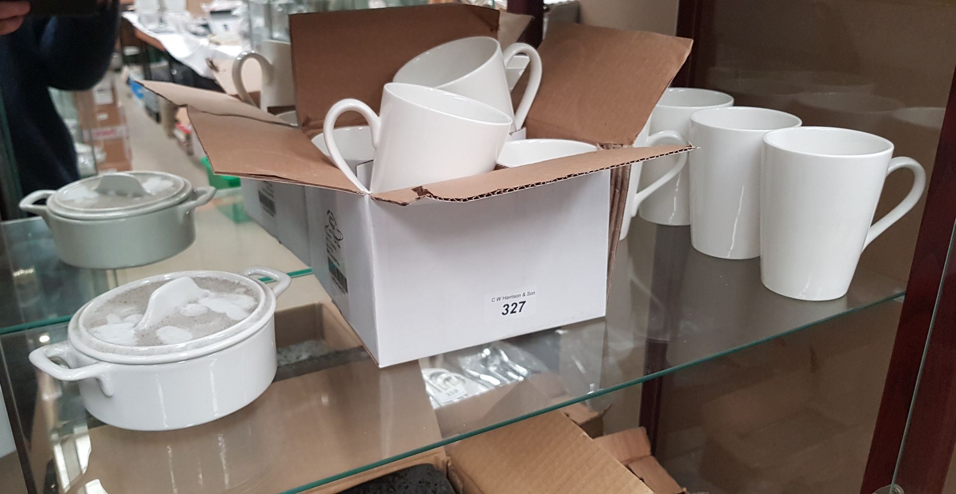 CONTENTS OF SHELF TO INCLUDE 8 MUGS & 1 POT