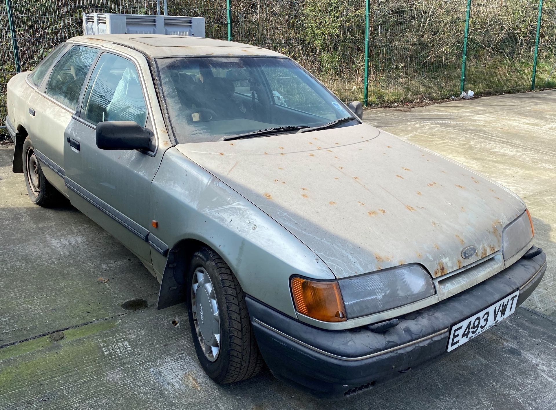 FORD GRANADA GHIA 2. - Image 3 of 13