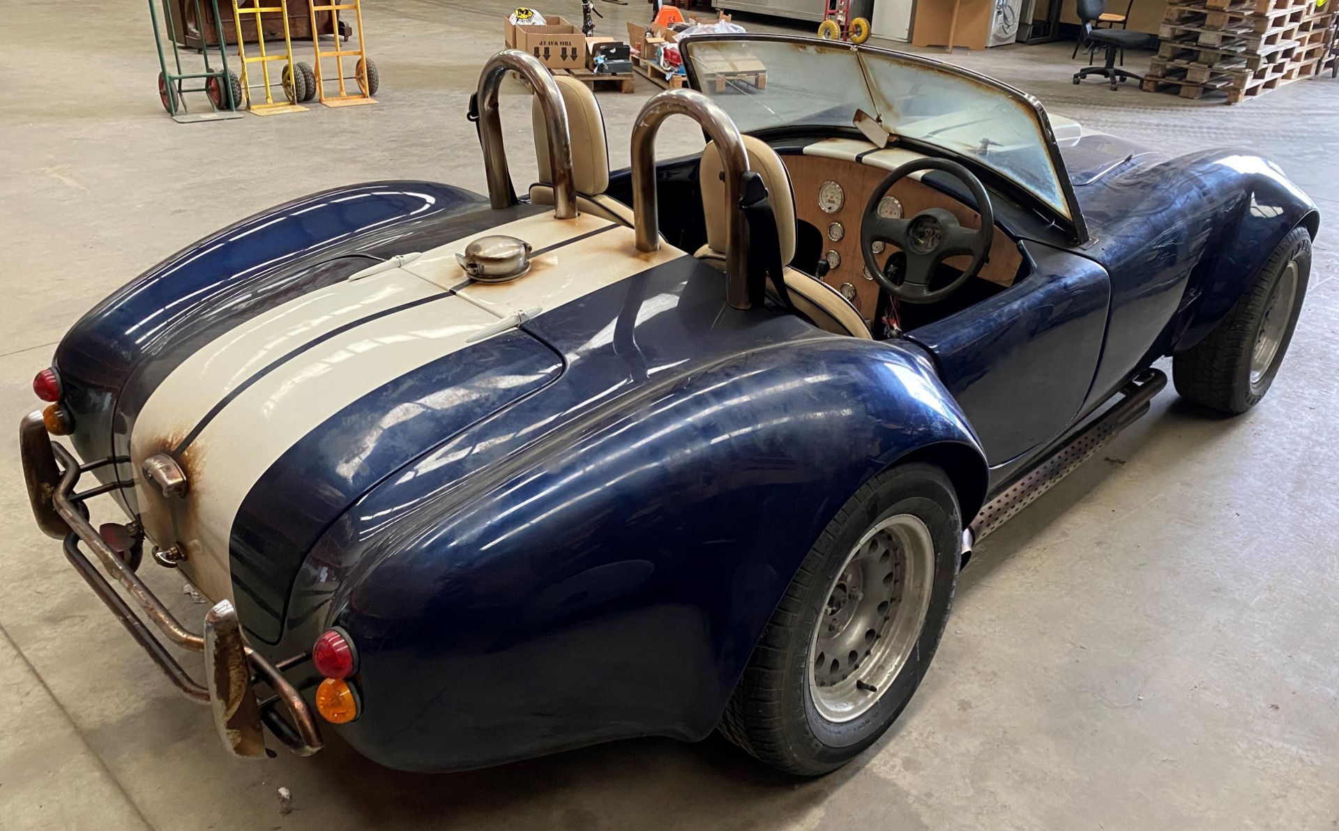 RESTORATION PROJECT - REPLICA AC/COBRA/COBRETTI KIT CAR NO REGISTRATION PLATE Date of first - Image 10 of 38