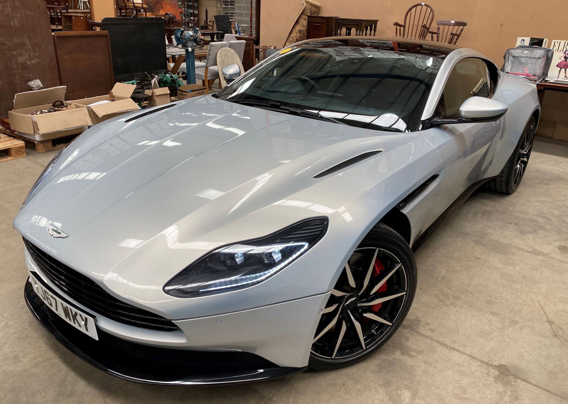 ASTON MARTIN DB11 V8 AUTOMATIC (3982cc) COUPE - 8 speed automatic - petrol - silver - dark - Image 2 of 68