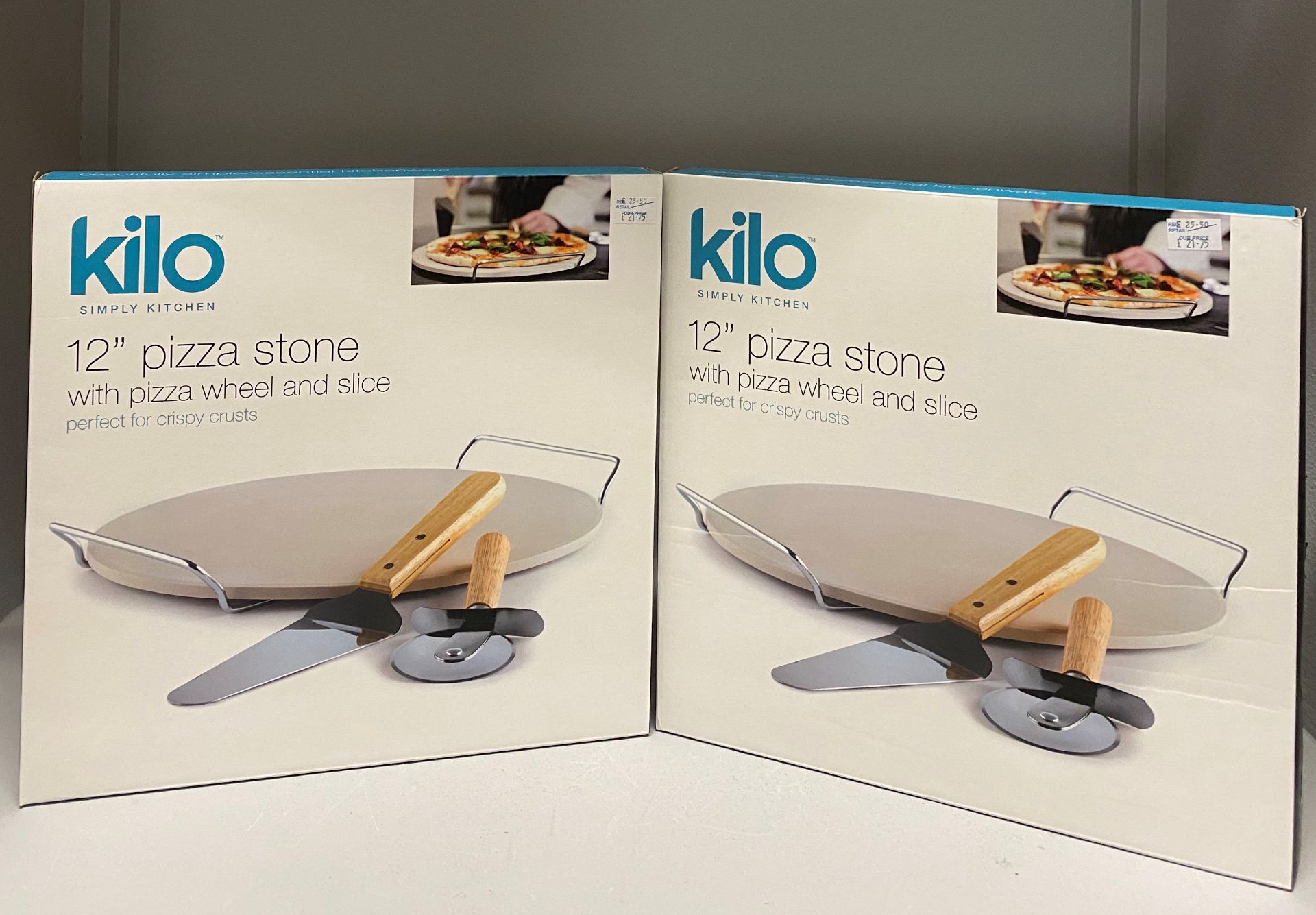 2 x Kilo Simply Kitchen 12" pizza stone with pizza wheel and slice RRP £25.