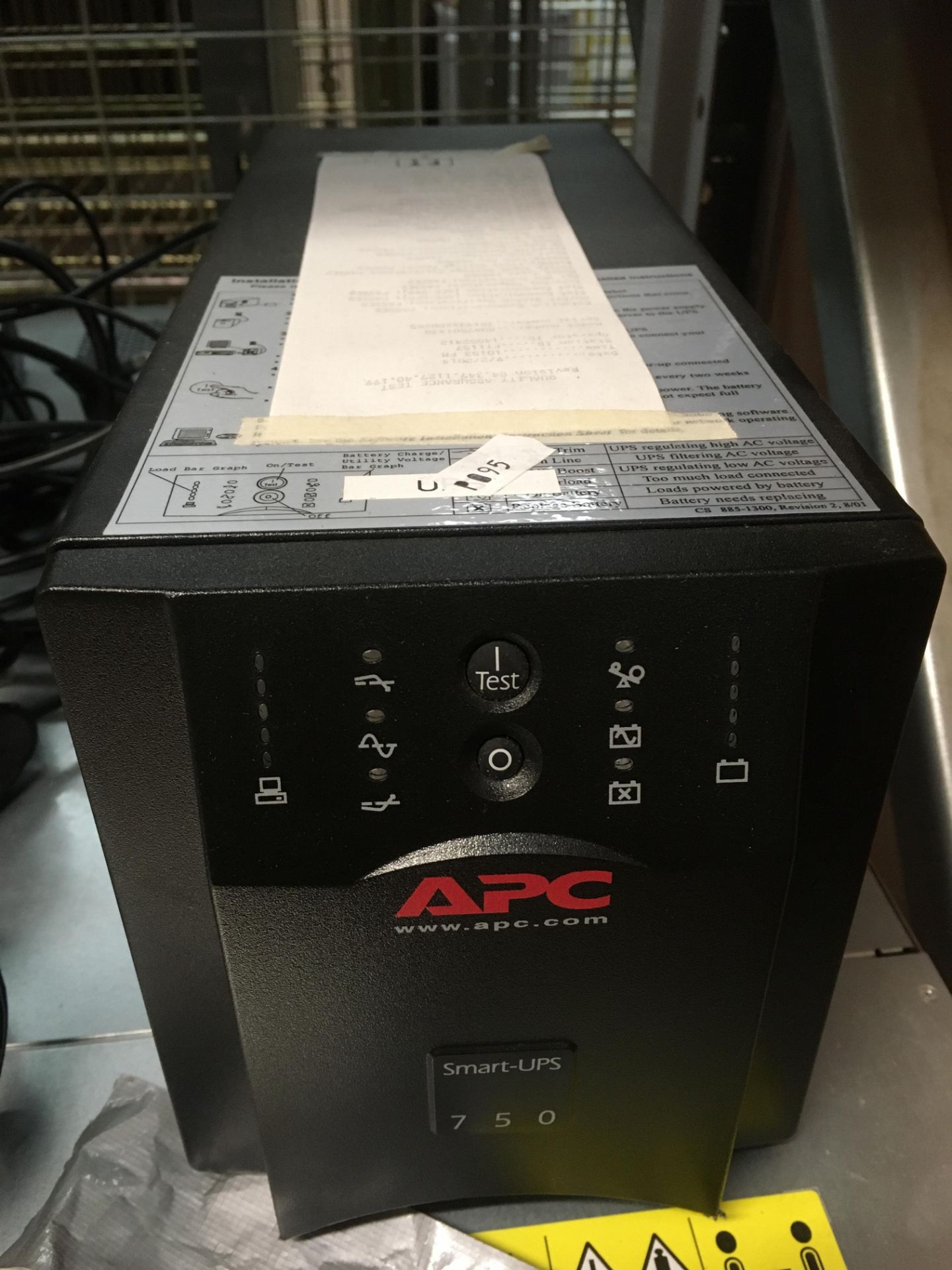 APC Smart-UPS 750 battery backup unit complete with power adaptor