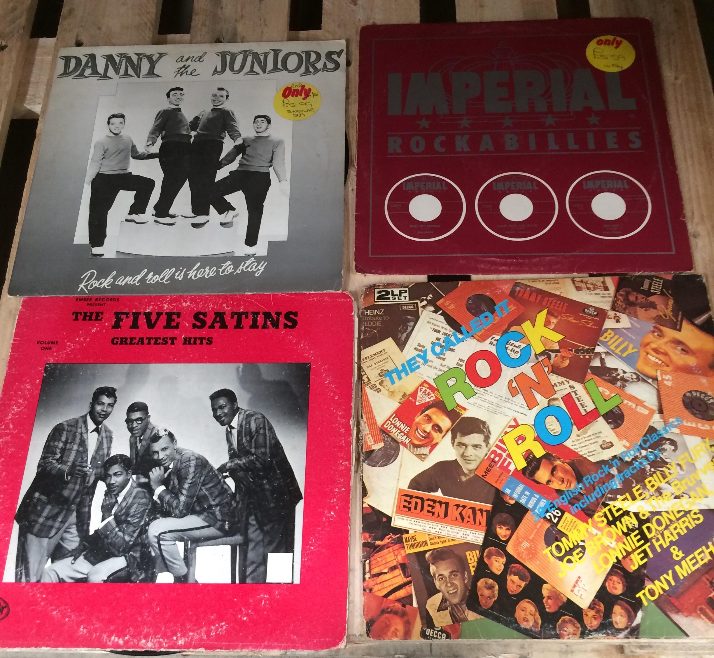 Thirty-one assorted 12" vinyl LPs, mainly easy listening, Rockabilly, Jerry Lee Lewis, etc. - Image 2 of 9