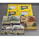 Eleven items, an Airfix OO/HO gauge 15 ton diesel locomotive crane kit,