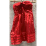 A Vero Moda ladies short dress, red, size 8,