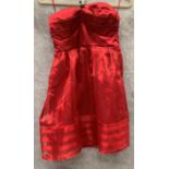 A Vero Moda ladies short dress, red, size 6,