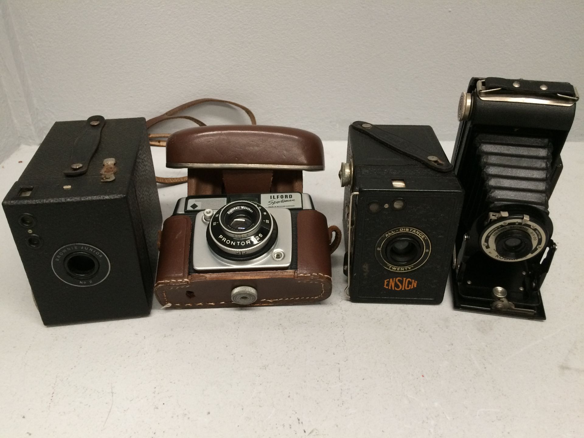 4 x items - Kodak folding Brownie six-20 camera, Ilford Sportsman camera with Prontor 12.
