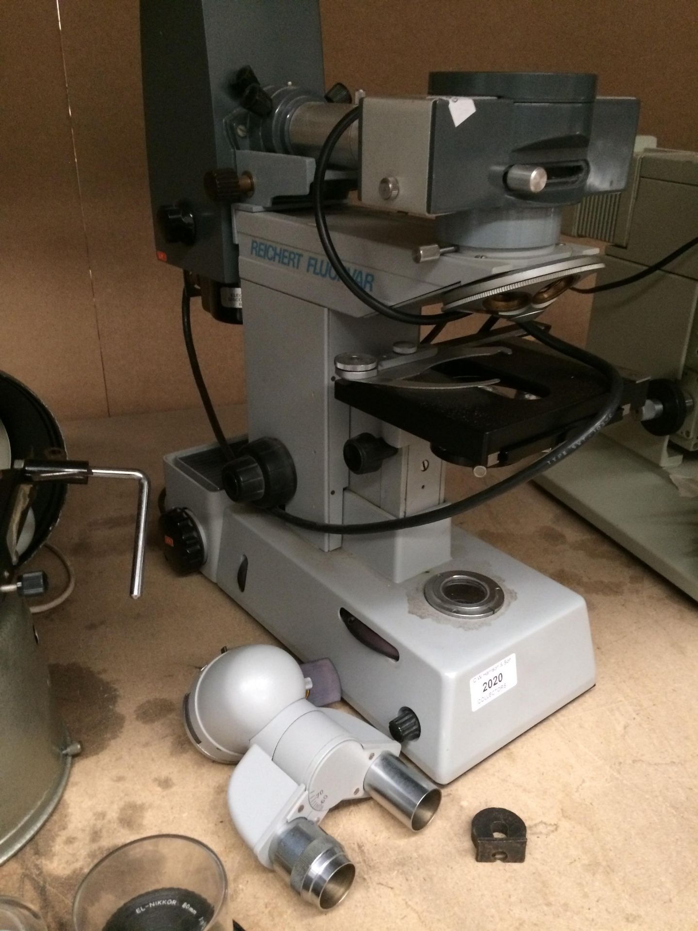 Reichert Fluorvar microscope with attachments/lens (Plug cut off,