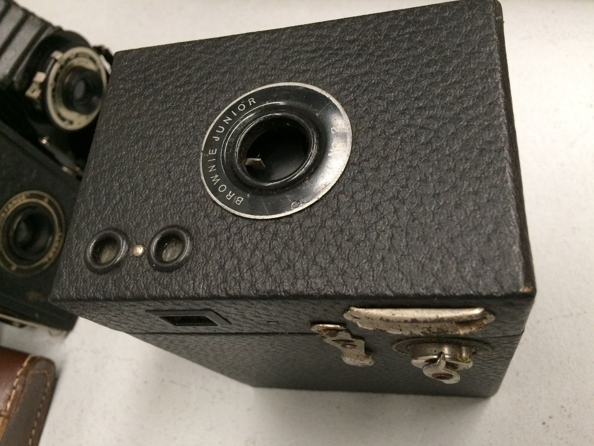 4 x items - Kodak folding Brownie six-20 camera, Ilford Sportsman camera with Prontor 12. - Image 2 of 12