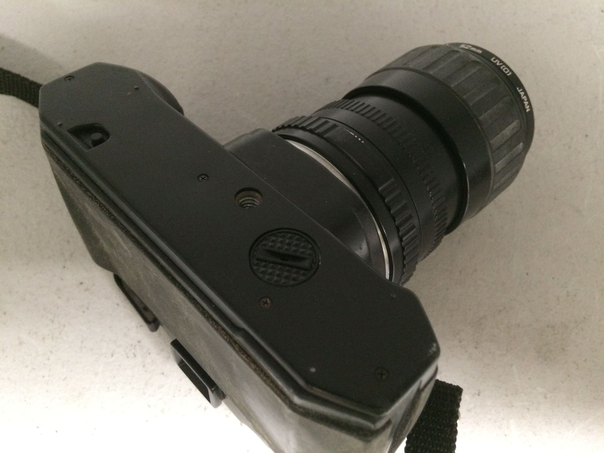 Vivitar V2000 camera with a Macro focusing zoom 28-70mm lens - Image 4 of 4