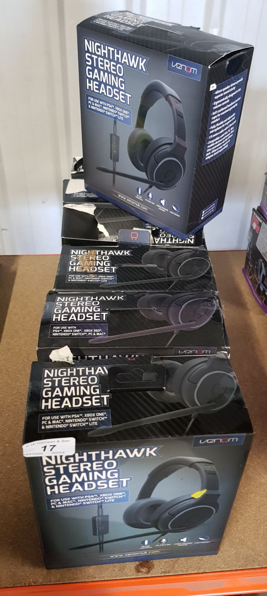 7 X NIGHTHAWK GAMING HEADSETS