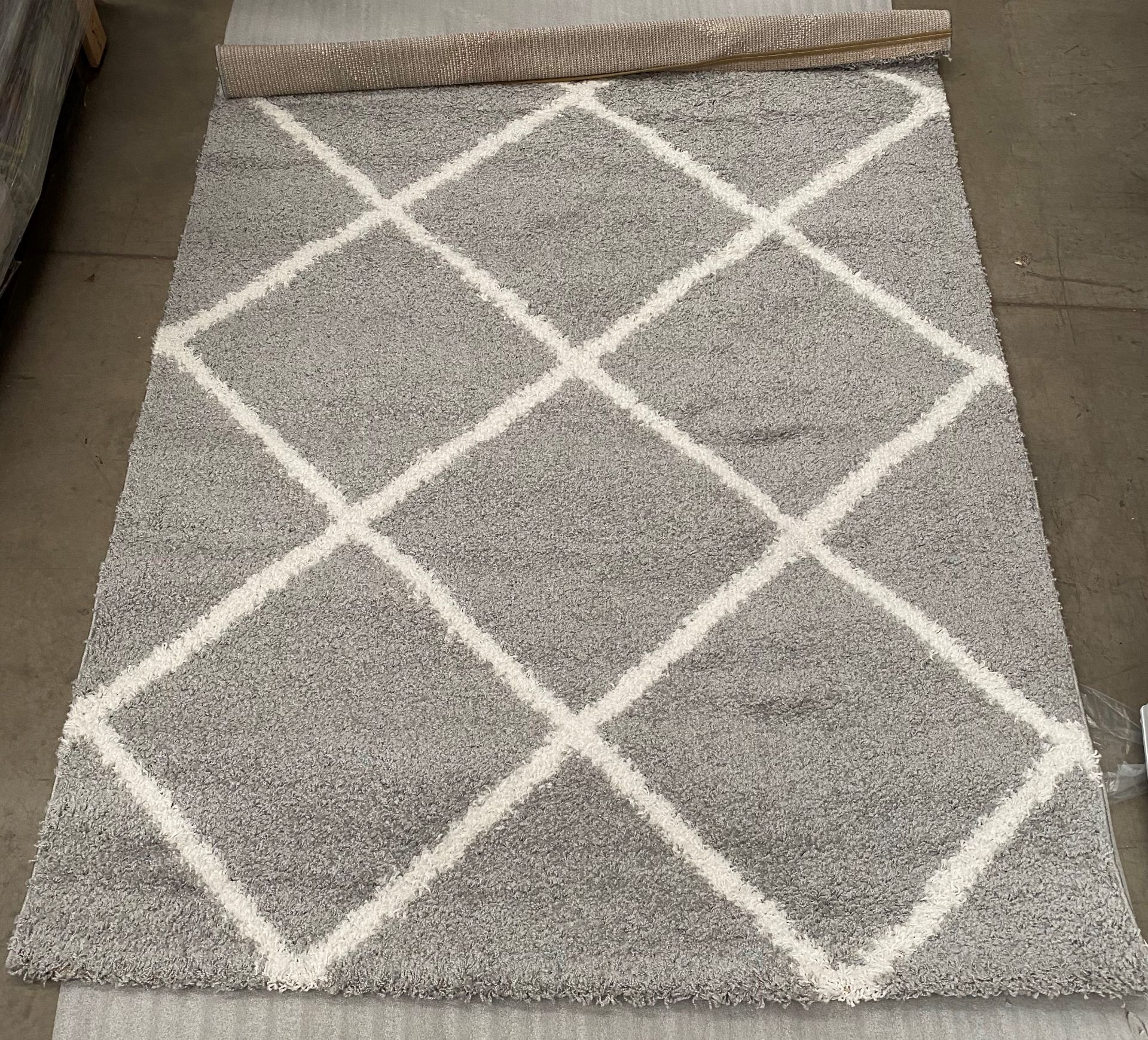 Vimoda Prime Shaggy Collection 1743 Grey and white rug - 160cm x 220cm