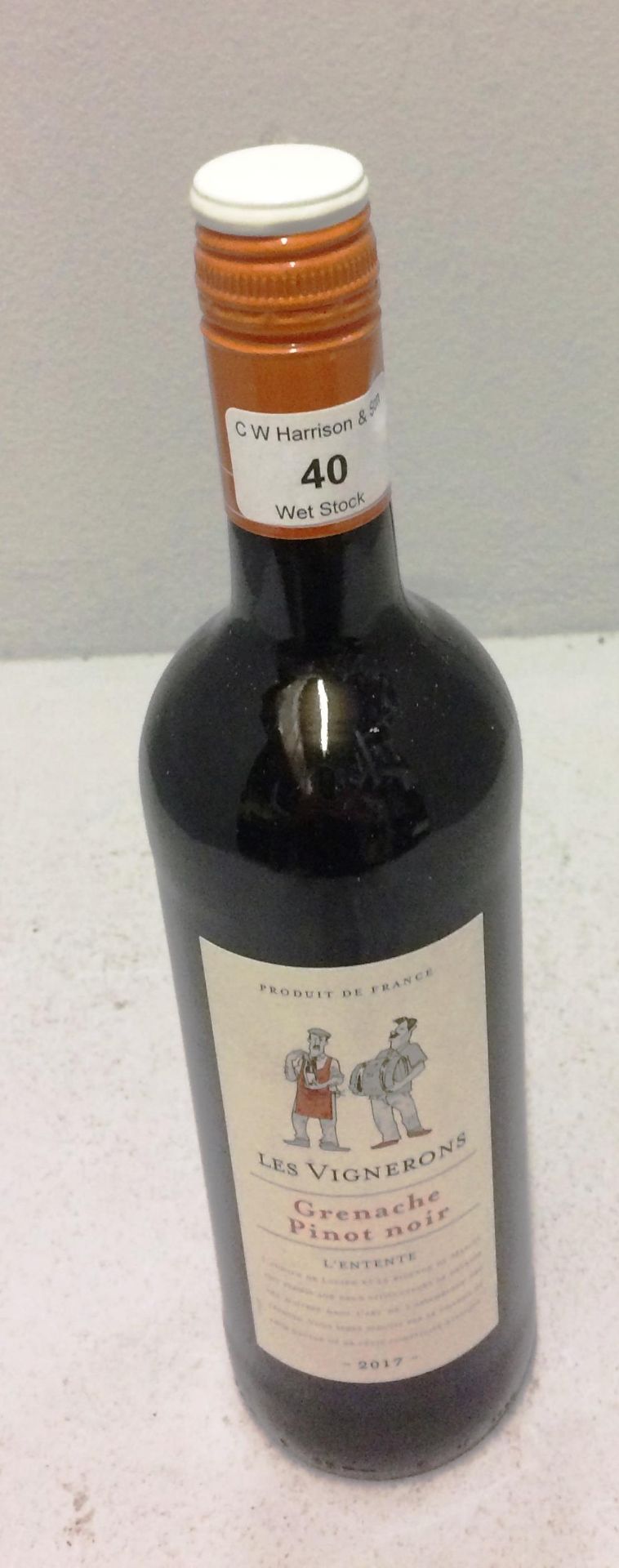 5 x 75cl bottles of Les Vignerons Grenache Pinot Noir 2017 wine