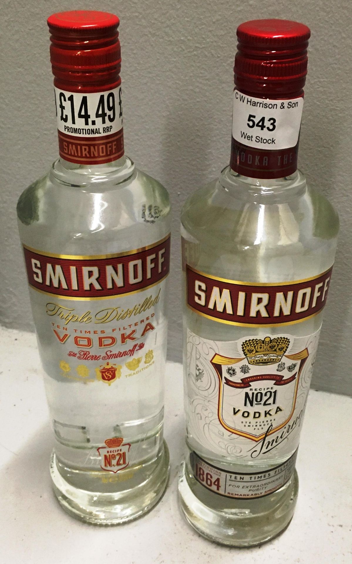 2 x 70cl bottles of Smirnoff No 21 Vodka