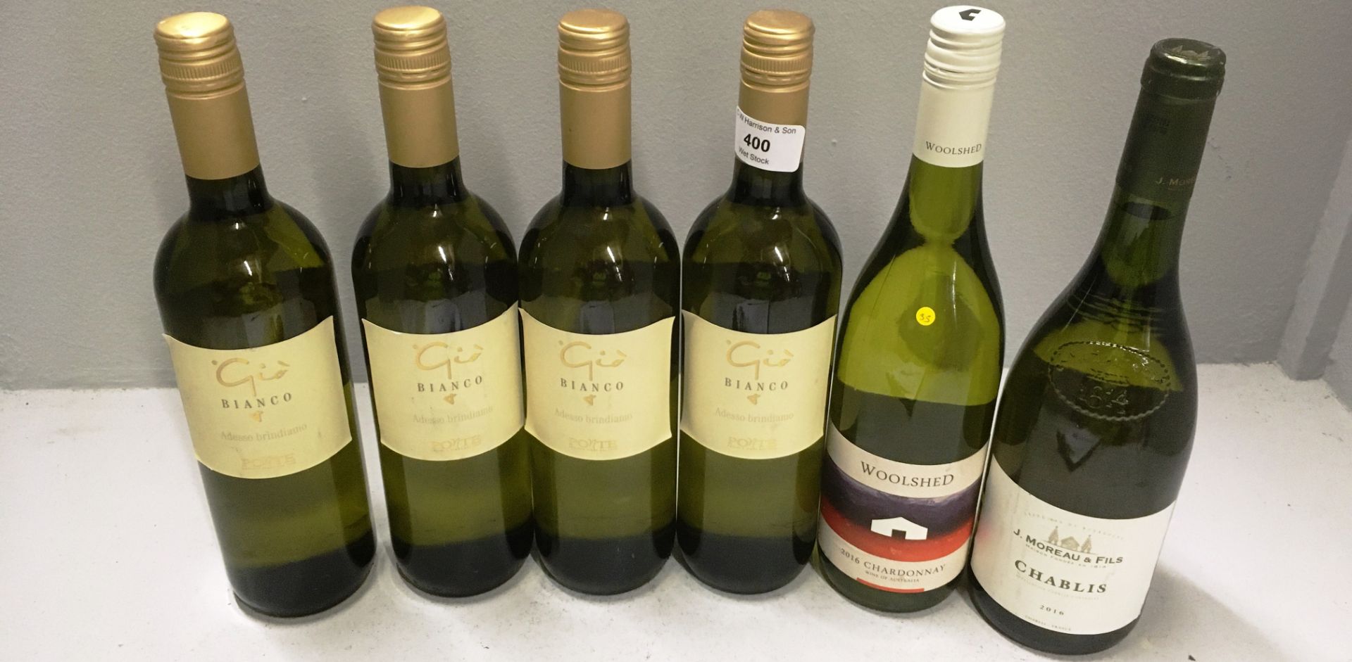 6 x items - 4 x 75cl bottles of Gio Bianco Adesso Brindiamo Ponte white wine,
