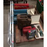 Contents to pallet, jerry can, pair of aluminium stepladders,