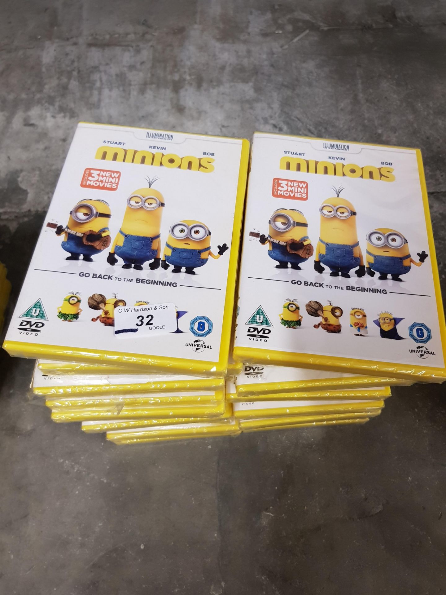 APPROX 35 X MINIONS DVDS