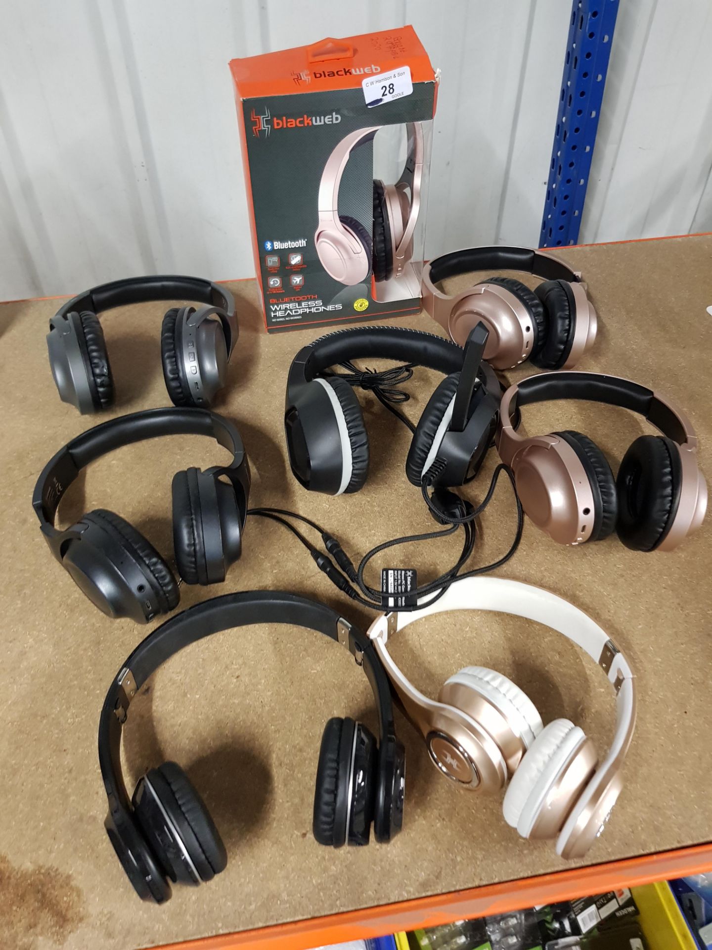 8 X MIXED BLACKWEB HEADPHONES