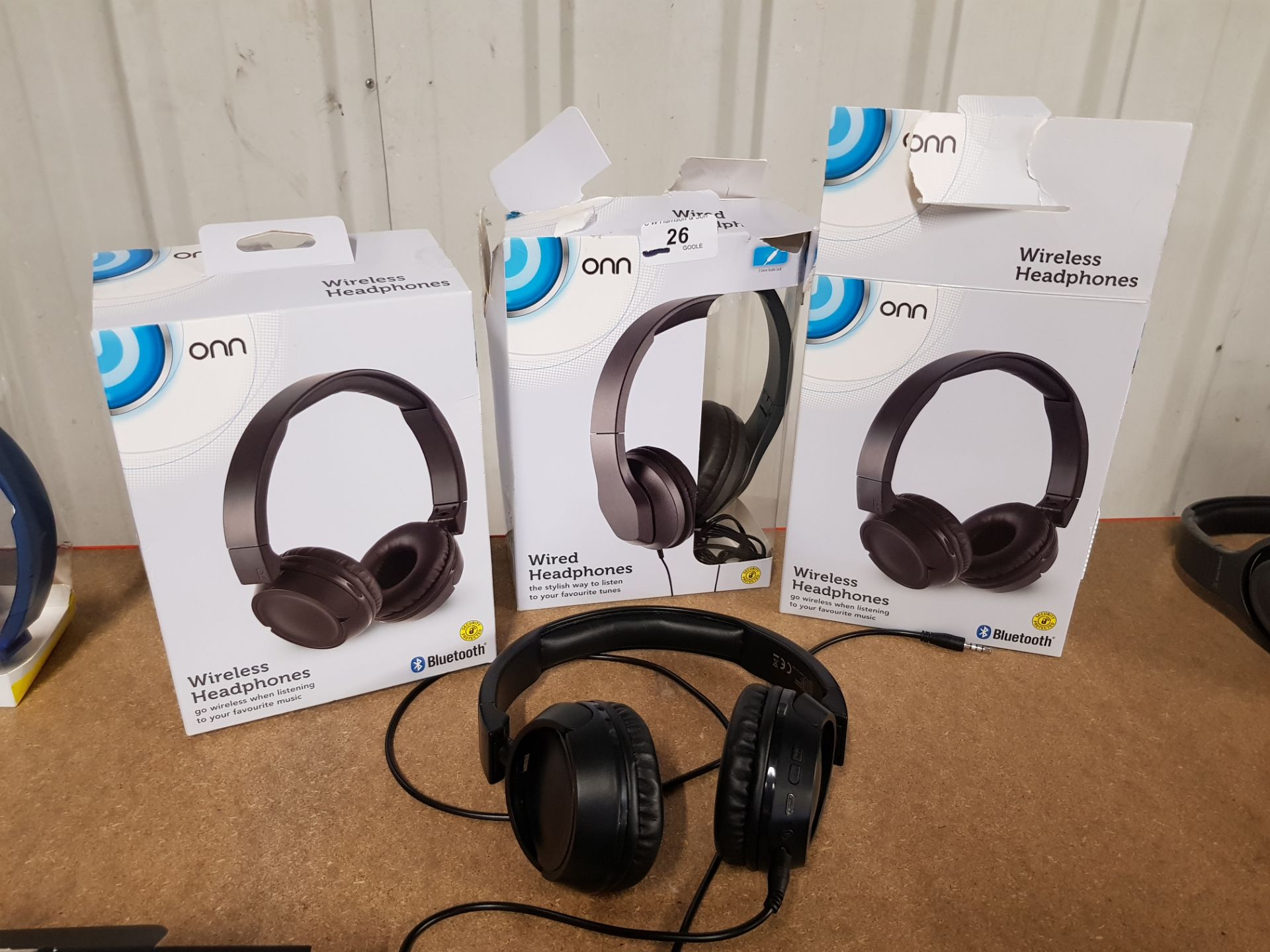 4 ITEMS – 3 X ONN WIRELESS HEADPHONES &