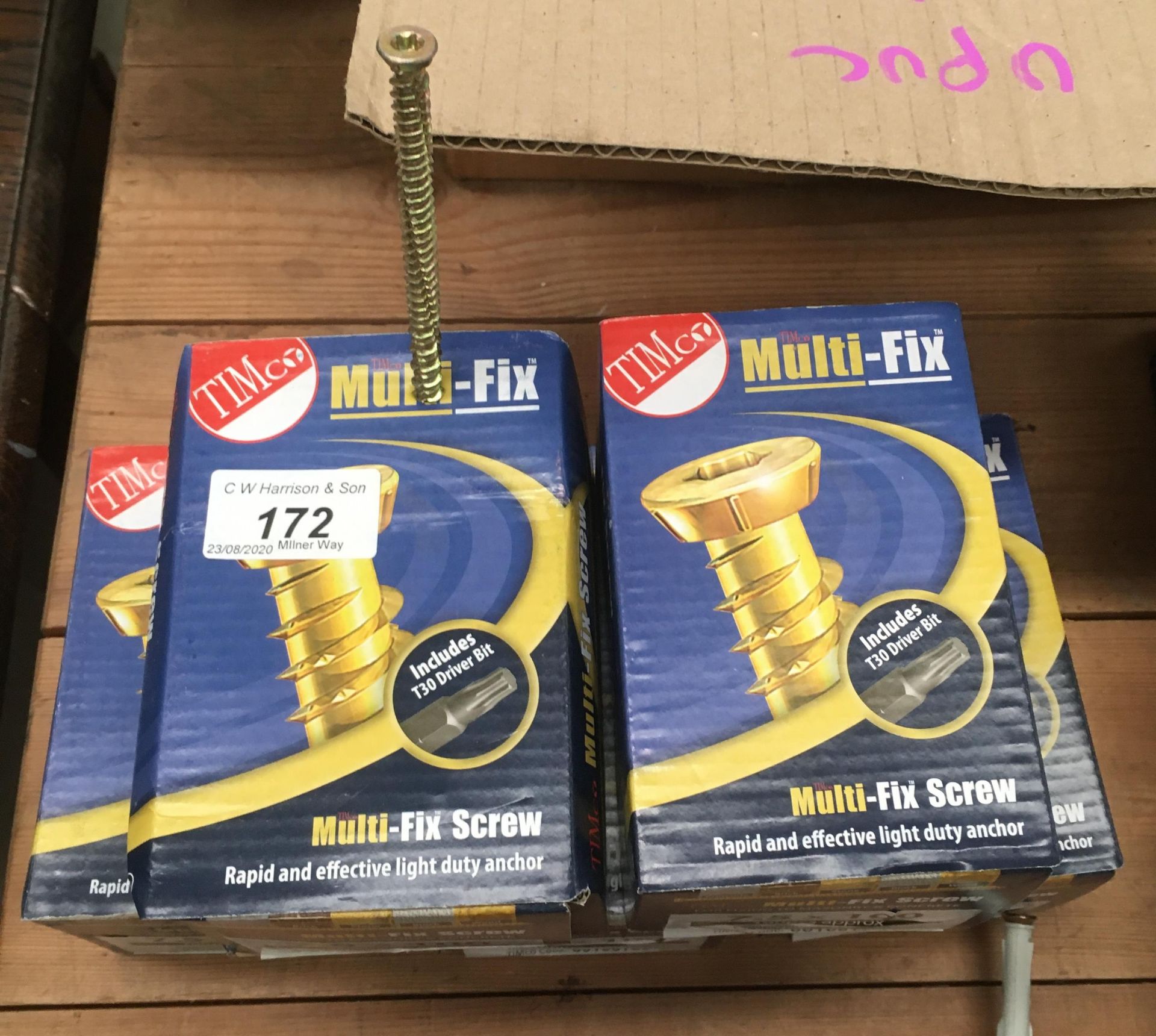 Approximately 500 x Timco concrete screws,