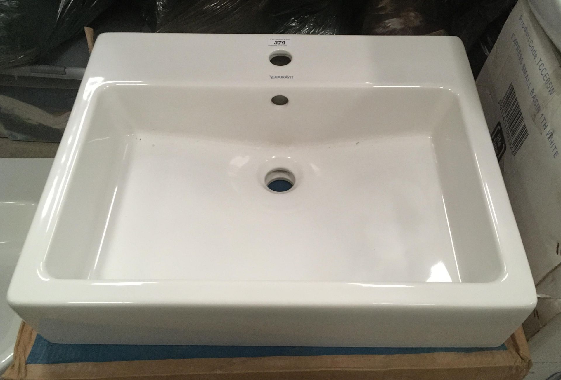 600 x 460 Duravit ceramic sink