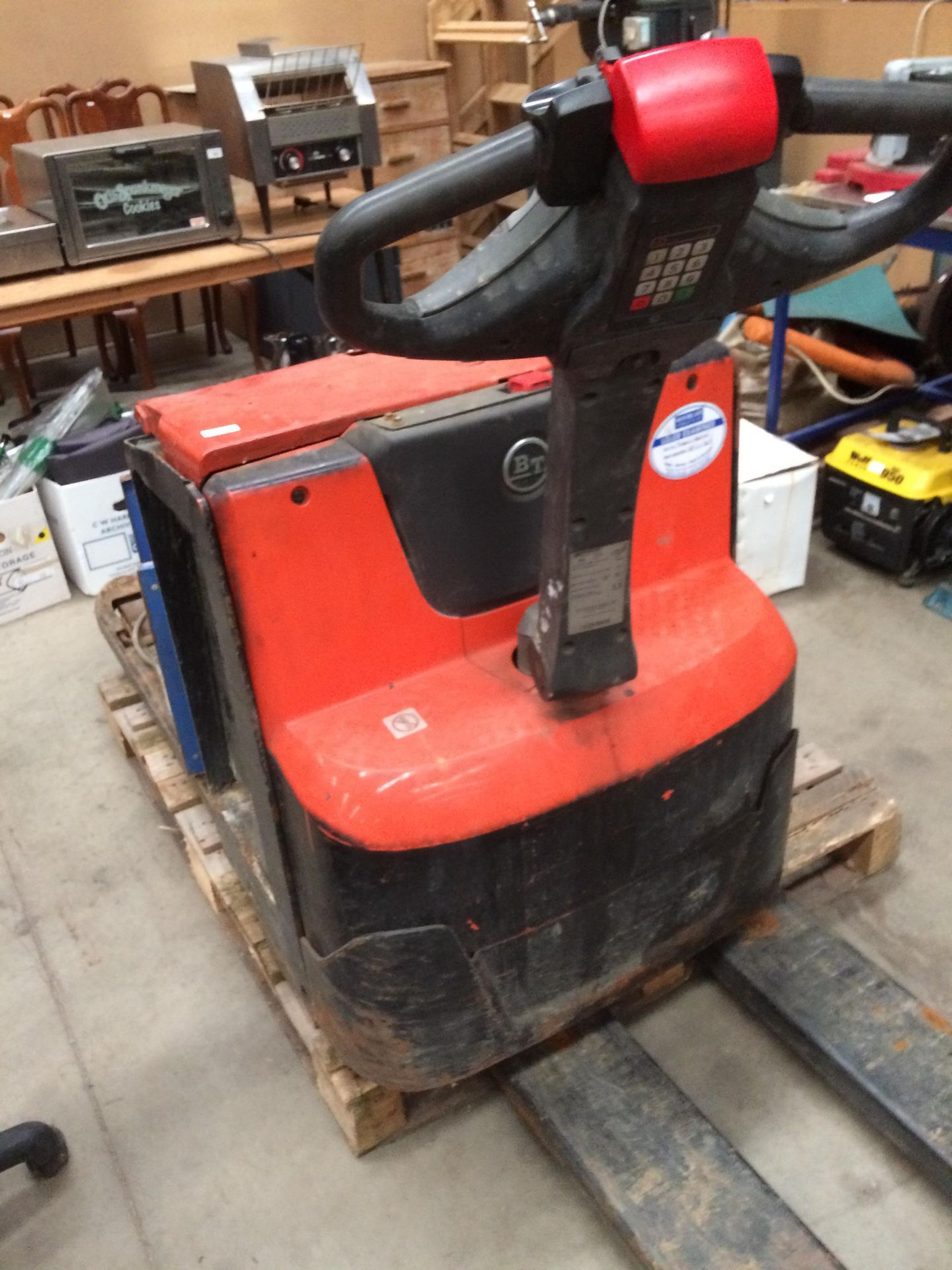 A BT LWE 20D walk behind electric pallet truck S/N 6143580, YOM 2011,