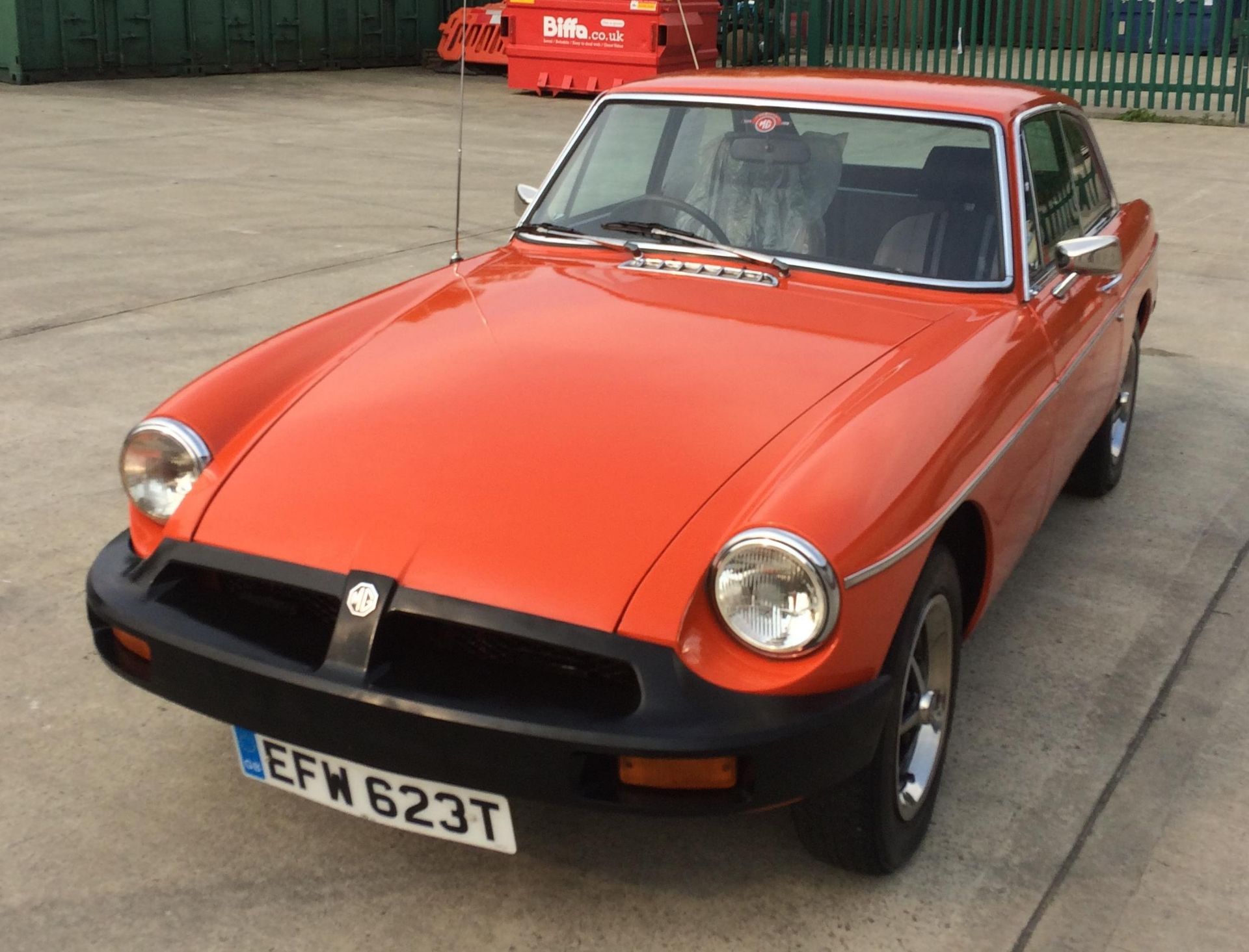 MGB GT 1.8 SPORTS HARD TOP - petrol - red Reg No EFW 623T Rec Mil 83,898 Date of last MOT: 21.2. - Image 16 of 25