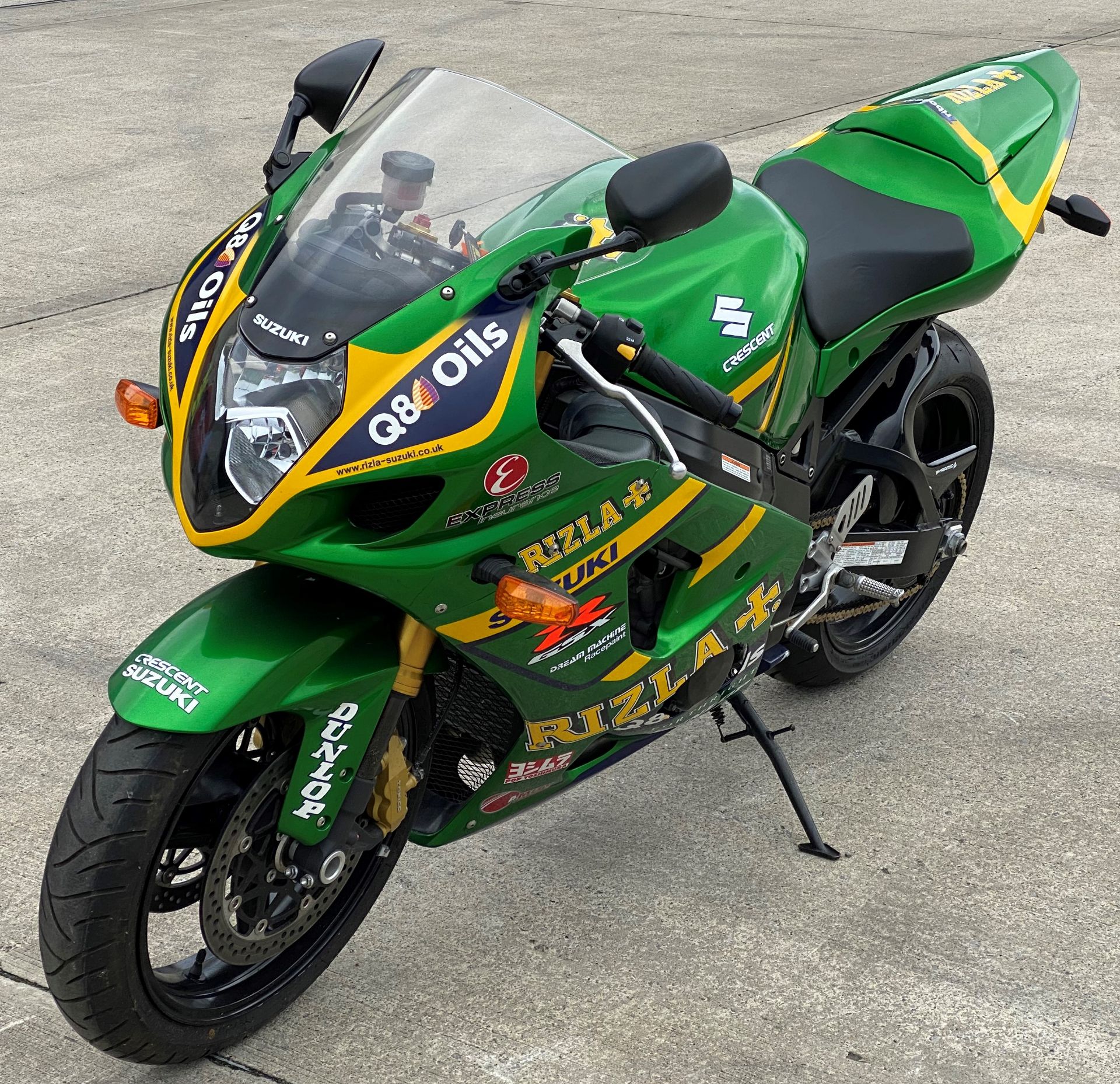 SUZUKI GSXR 1000 MOTORCYCLE - petrol - Rizla Green Reg No: DX05 ERK Rec. Mil: 25 miles 1st Reg: 01. - Image 5 of 18