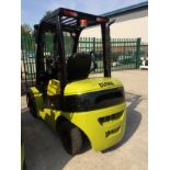 CLARK CMP-15L gas forklift truck with sideshift Serial No: CMPL-0514-9596KF Cap: 1500kg Hours: