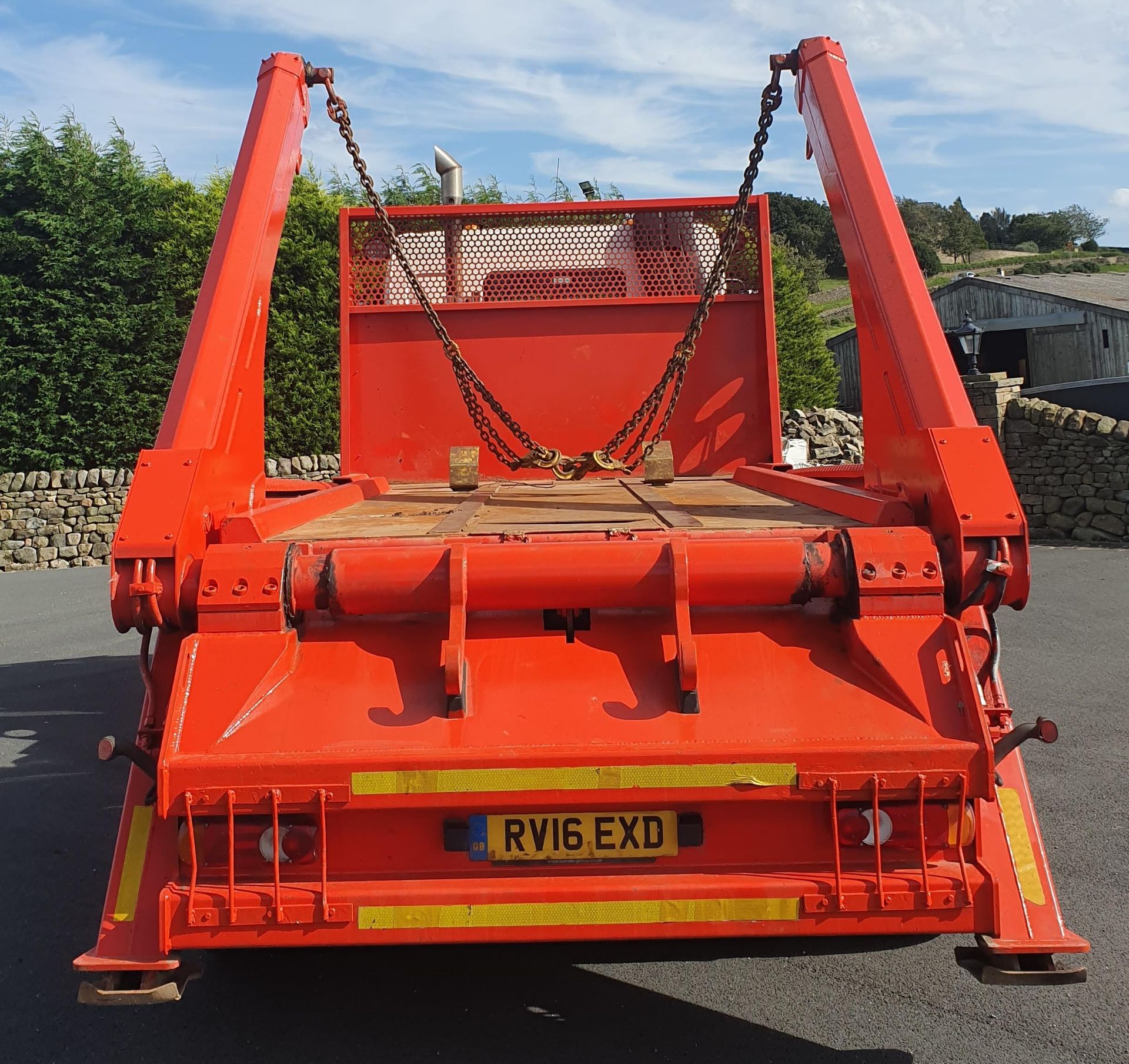 On instructions from a retained client DAF FA LF 220 SKIP LOADER (6700cc) - Diesel - - Image 3 of 20