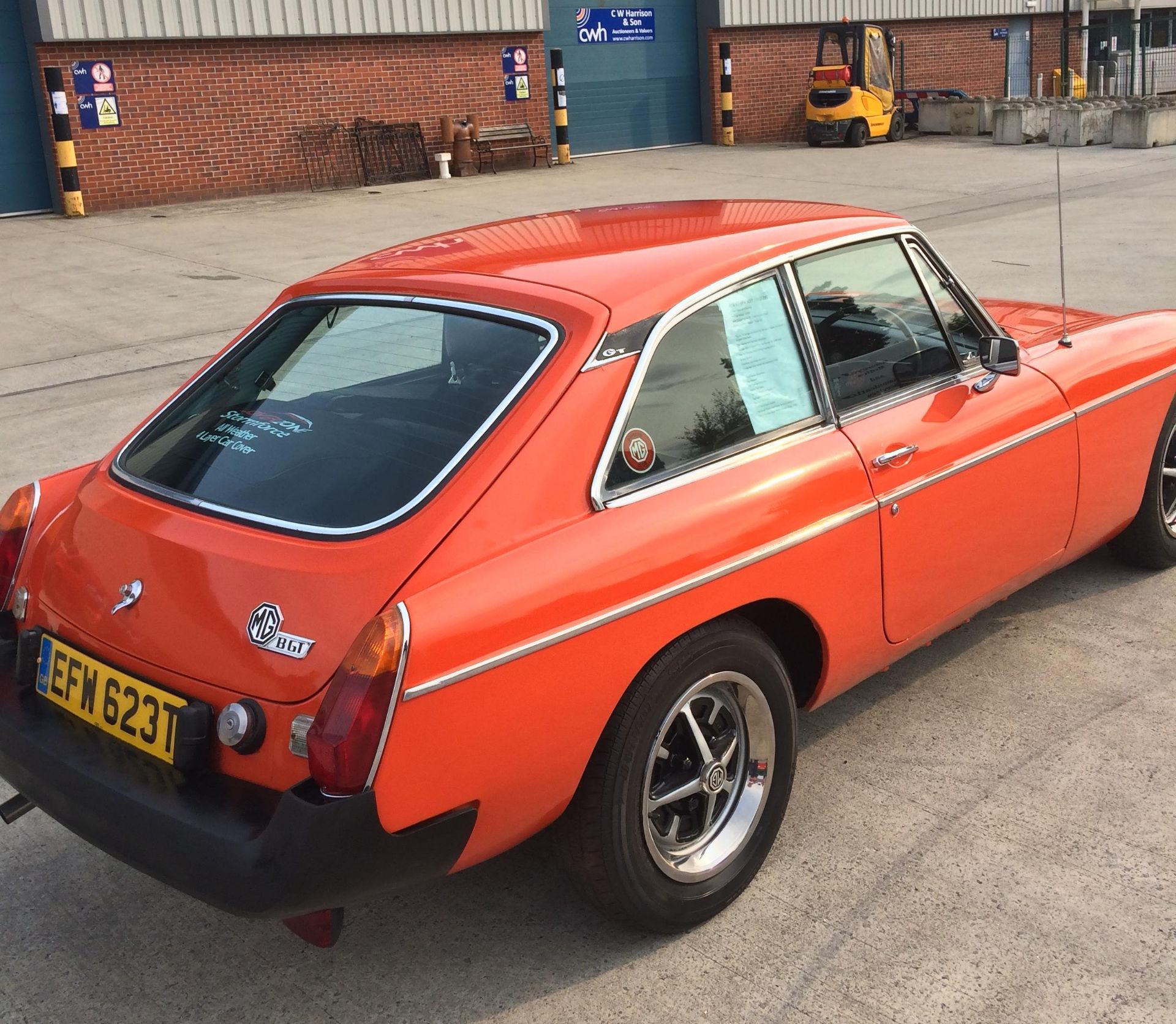 MGB GT 1.8 SPORTS HARD TOP - petrol - red Reg No EFW 623T Rec Mil 83,898 Date of last MOT: 21.2. - Image 21 of 25