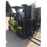 CLARK C25D diesel forktruck - green Serial No: P232D-1357-9646KF Cap: 2500kg Hours: 04628.