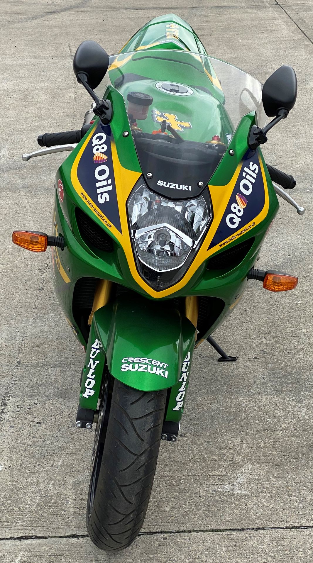 SUZUKI GSXR 1000 MOTORCYCLE - petrol - Rizla Green Reg No: DX05 ERK Rec. Mil: 25 miles 1st Reg: 01. - Image 4 of 18