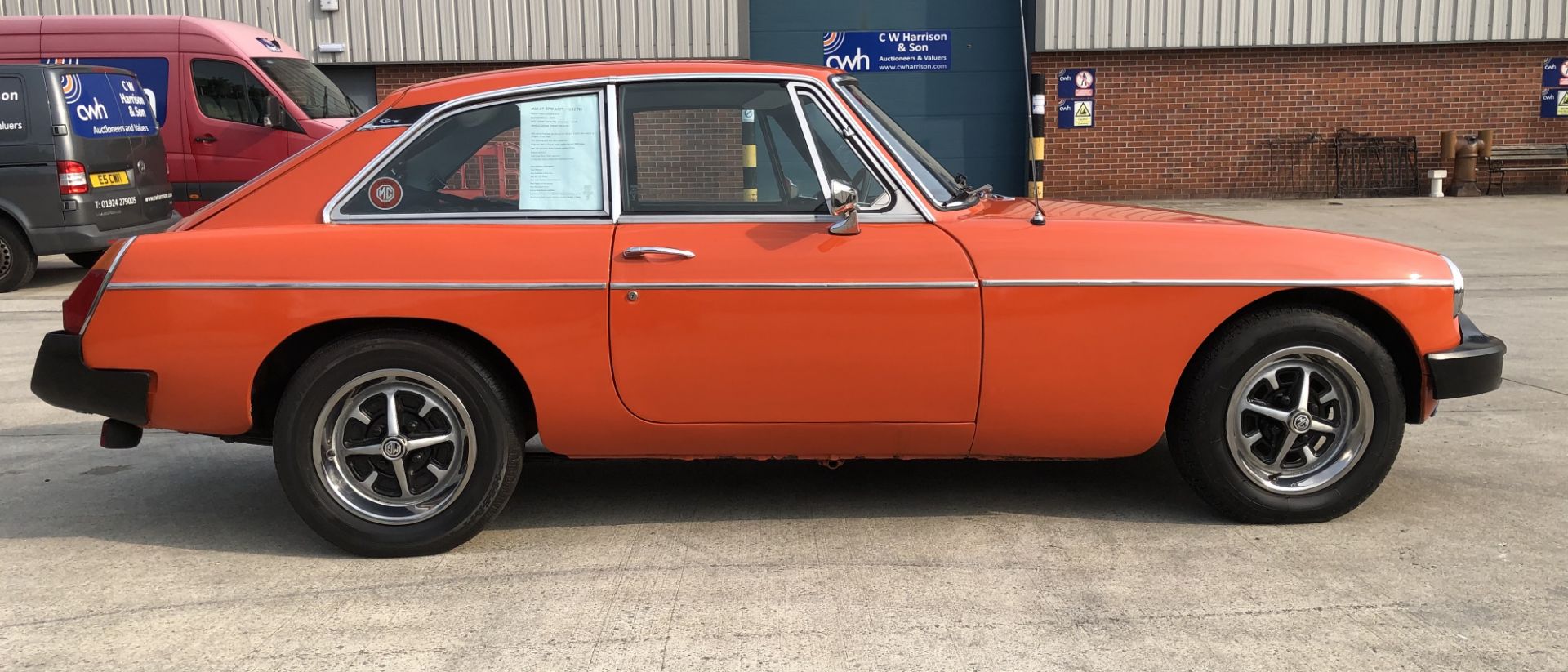 MGB GT 1.8 SPORTS HARD TOP - petrol - red Reg No EFW 623T Rec Mil 83,898 Date of last MOT: 21.2. - Image 4 of 25