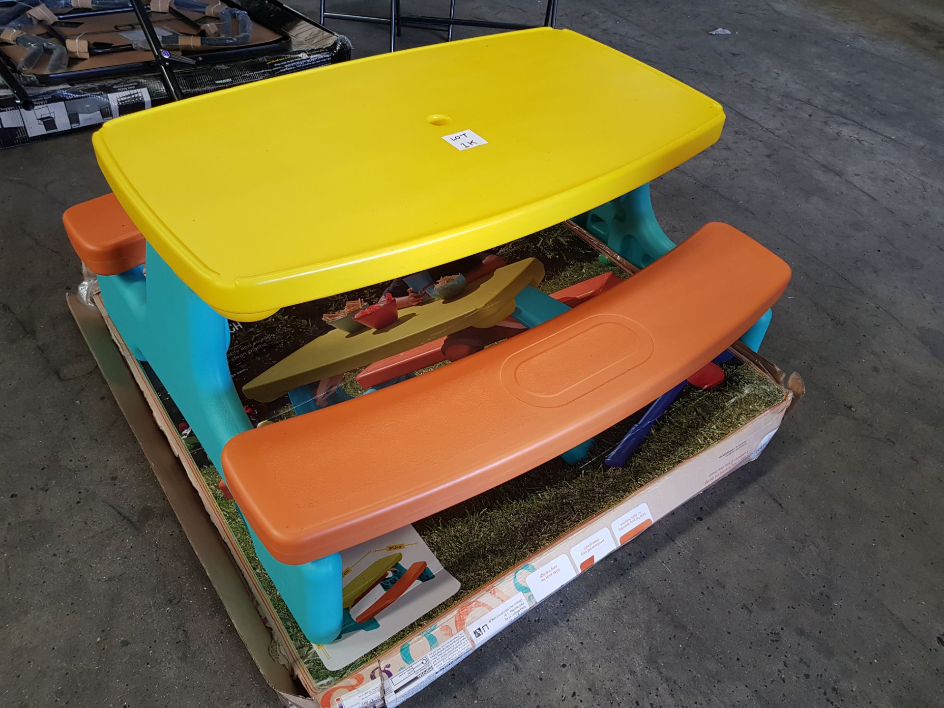 KIDS FOLDING TABLE & BENCH - NO RECORDED DAMAGE