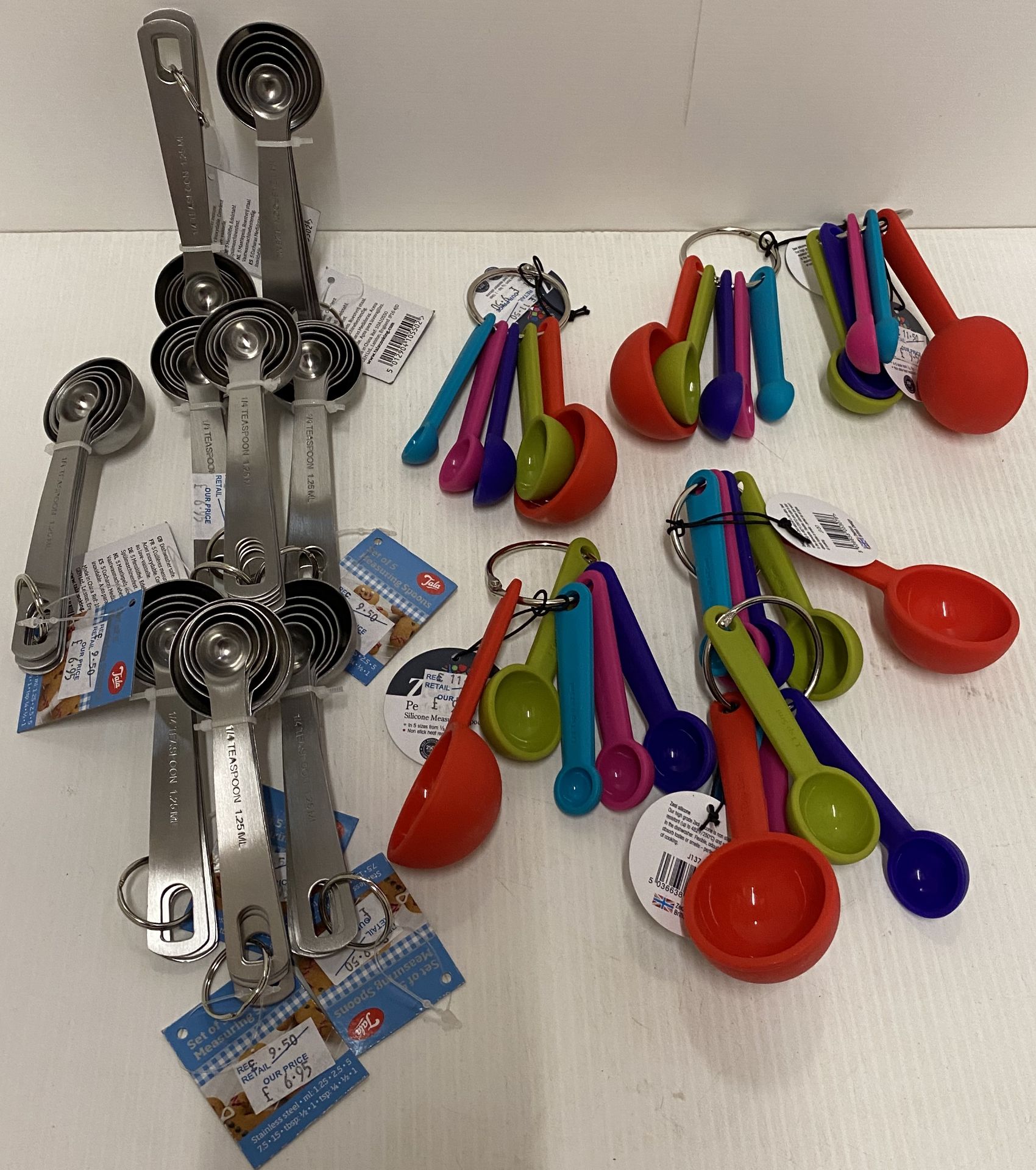 16 x assorted measuring spoon sets by Ze