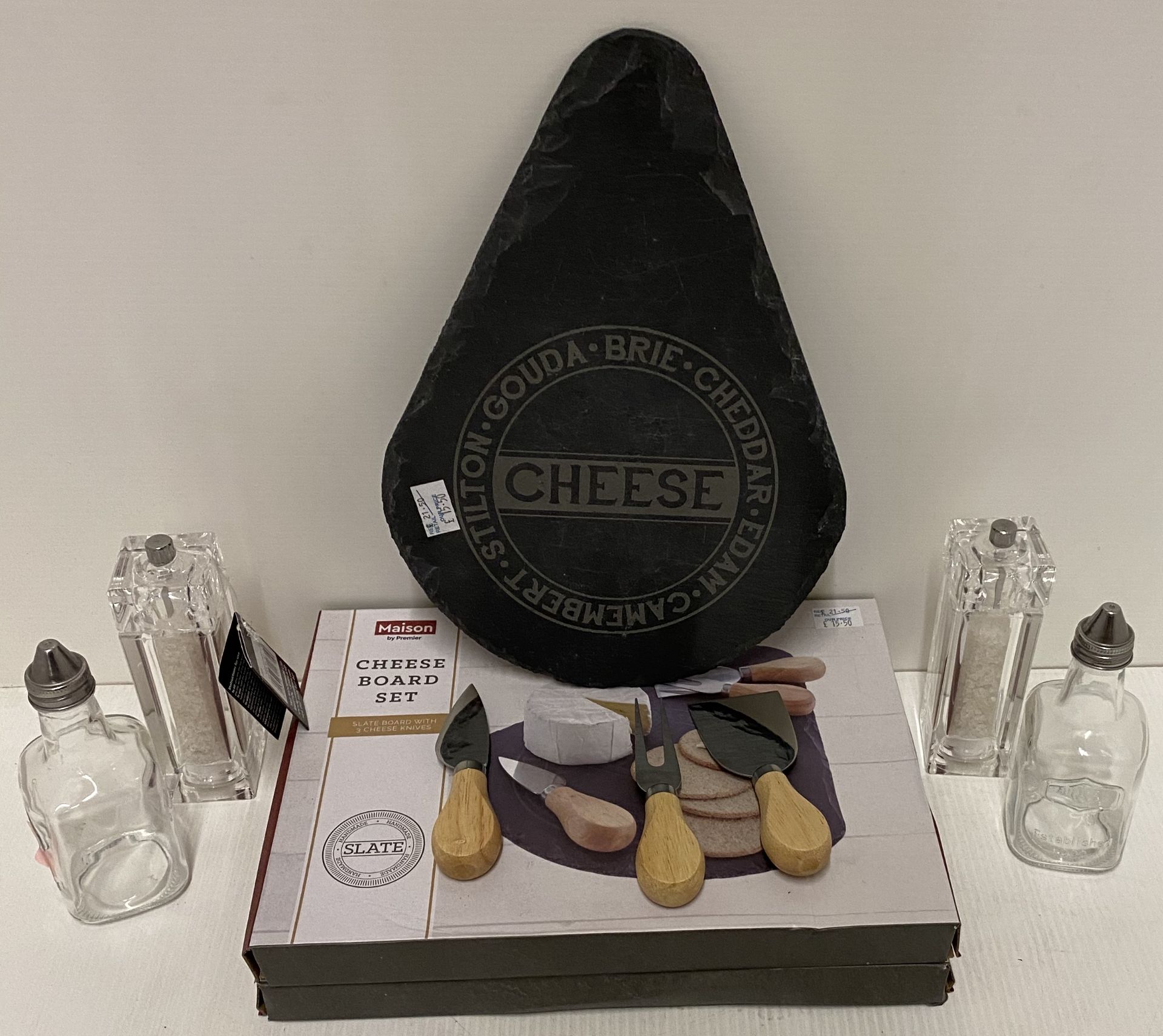 7 x assorted items - 3 x cheese board sets (1 unboxed),