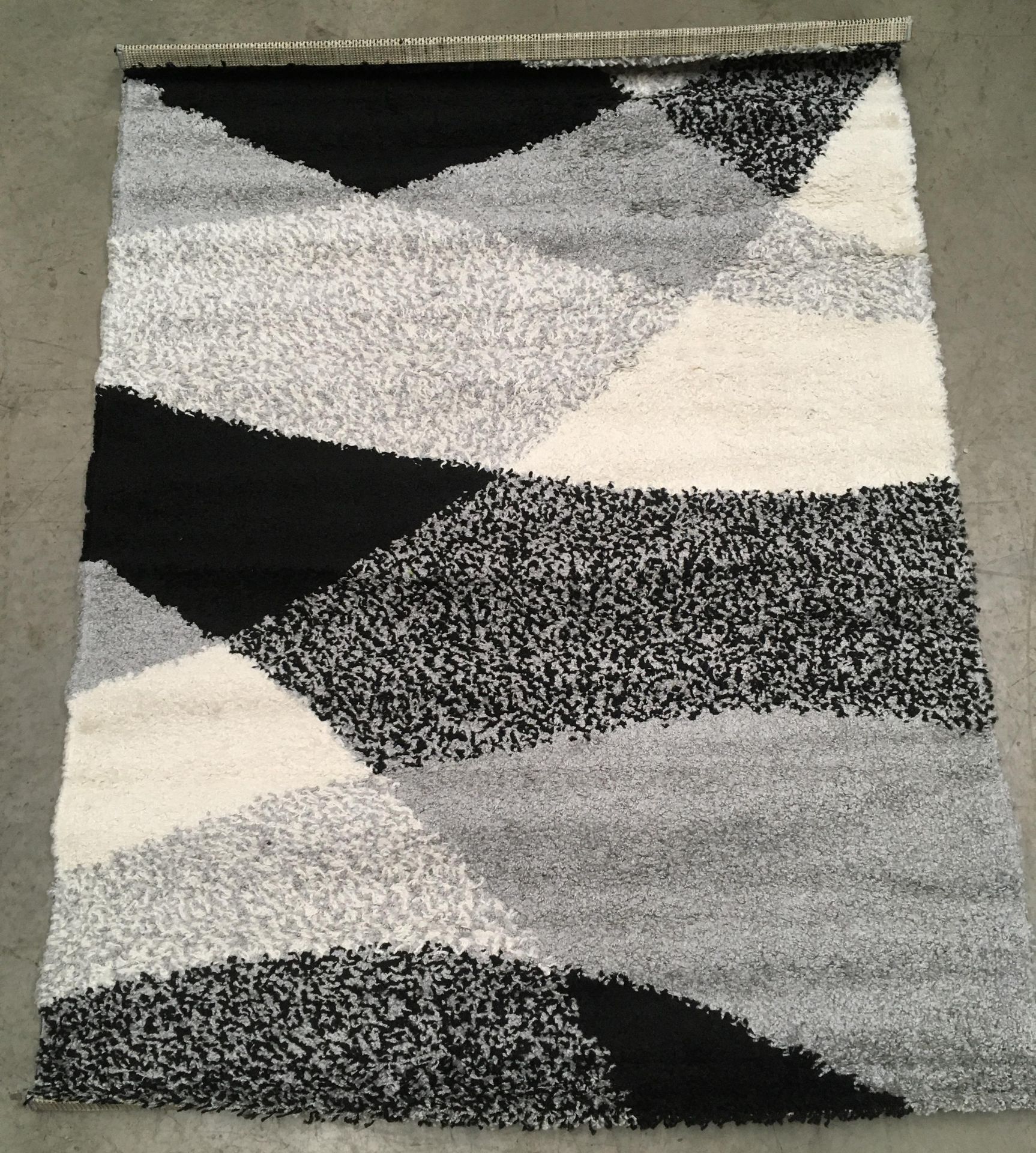 A Paco Home Mango 308 grey rug - 140cm x 200cm