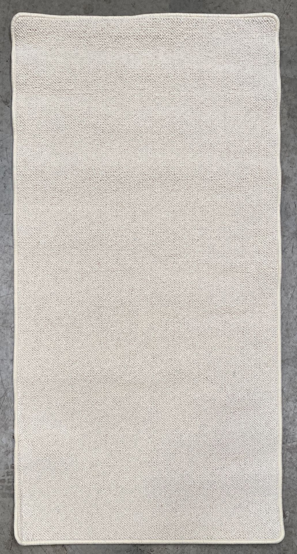 A Steffensmeier Sydney 164191 100% pure wool rug - 80cm x 160cm