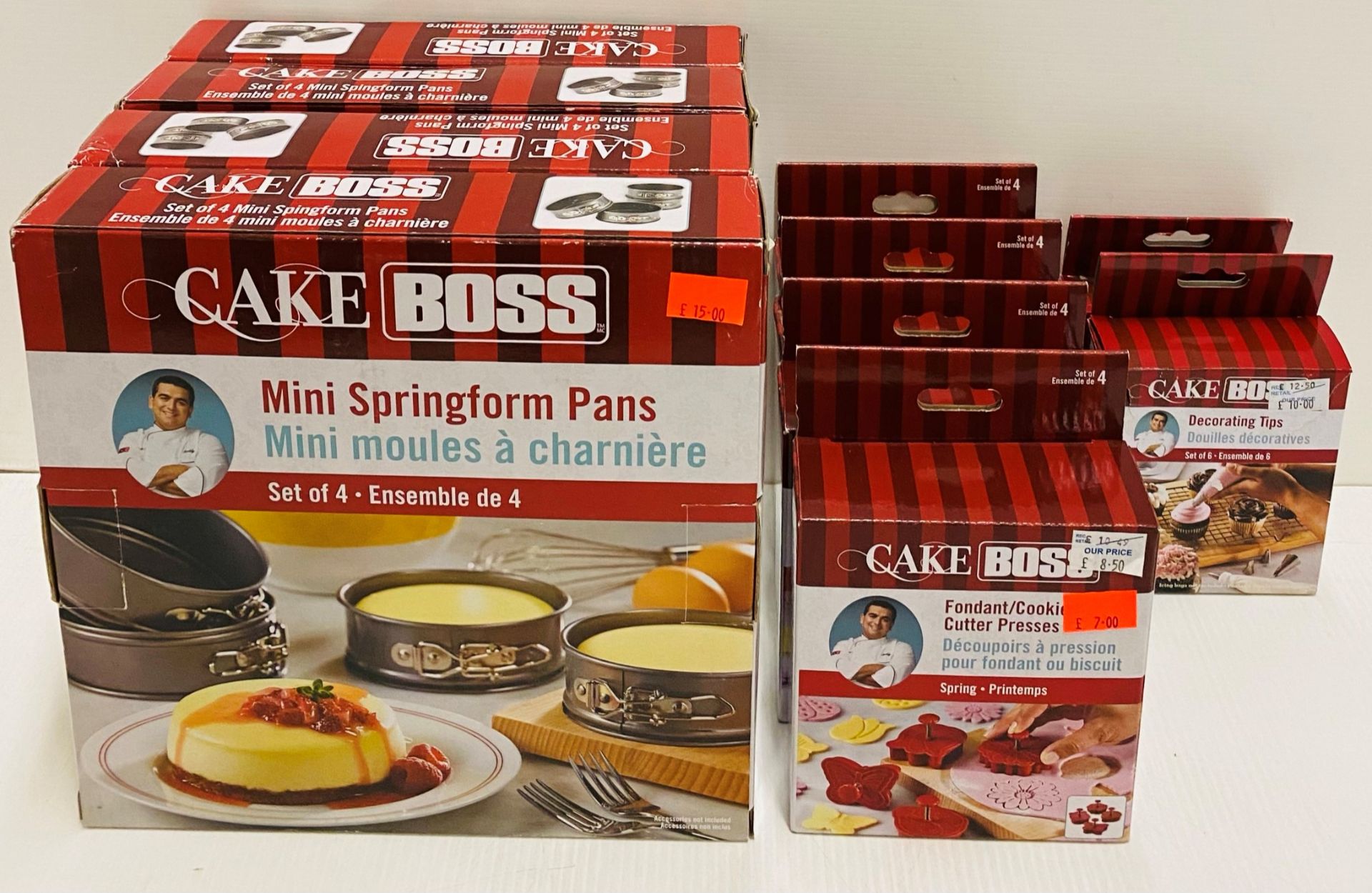 10 x items - assorted Cake Boss items - decorating tips, fondant/cookie cutter,