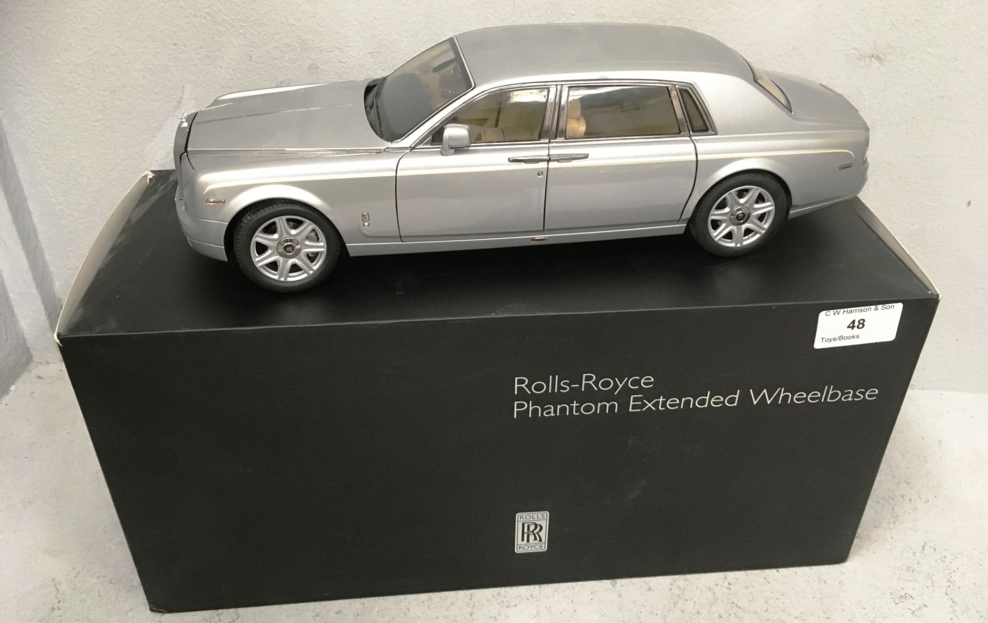 Kyosho 1/18 scale die cast metal model of Rolls Royce Phantom Extended Wheelbase (boxed)
